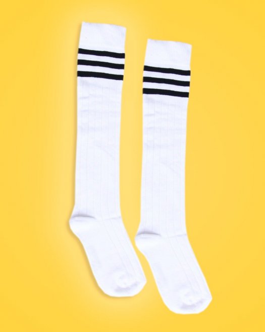 Dizaltı Siyah Çizgili Beyaz Çorap
